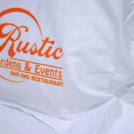 Rustic Gardens Bed & Breakfast Kitunzi Lungujja 坎帕拉 外观 照片