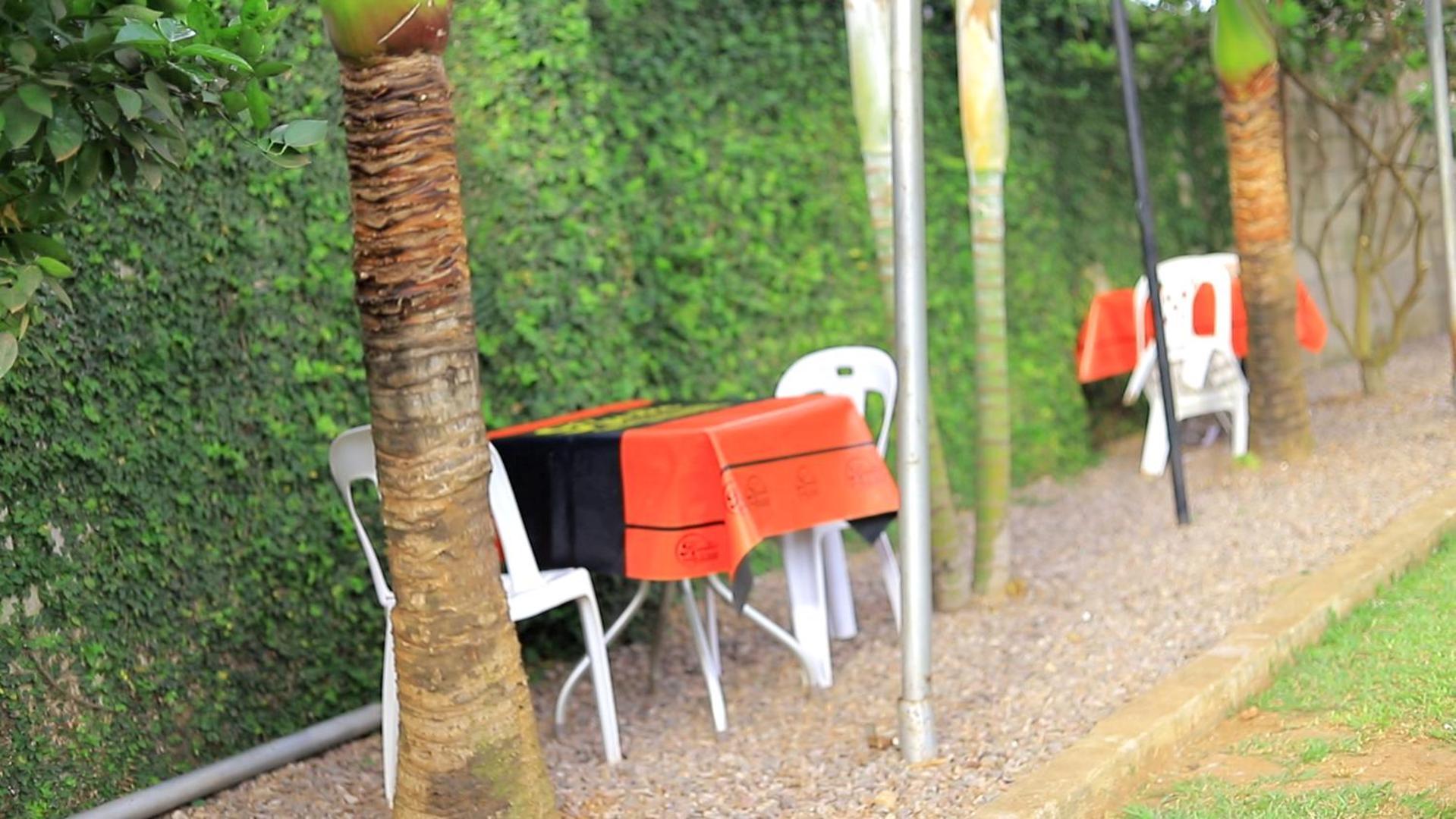 Rustic Gardens Bed & Breakfast Kitunzi Lungujja 坎帕拉 外观 照片
